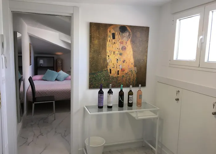 Airva: Marti Monso Apartment