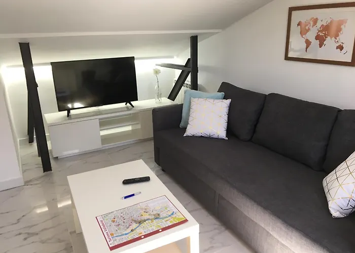 Airva: Marti Monso Apartment *